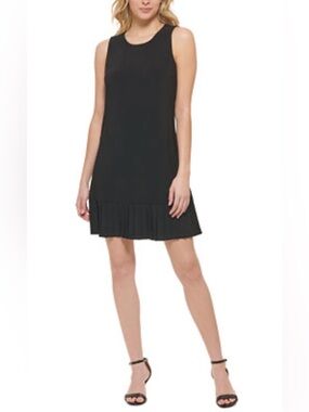 Michael Kors Black Sleeveless Pleated-Hem Shift Dress